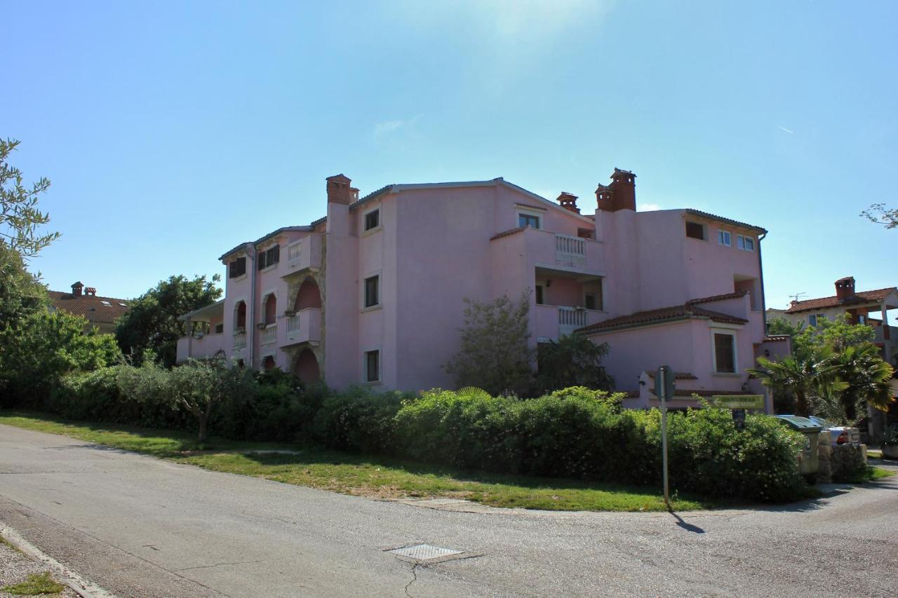 Apartment 3394b